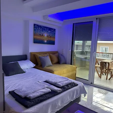 Zen Apartment